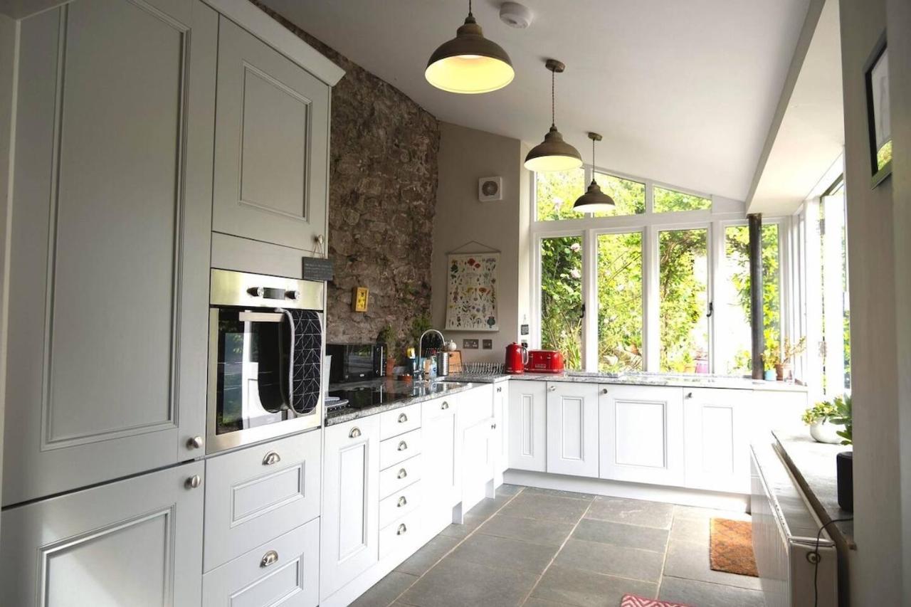 Lovely Property In The Heart Of Somerset, Sleeps 9 Shepton Mallet Zewnętrze zdjęcie